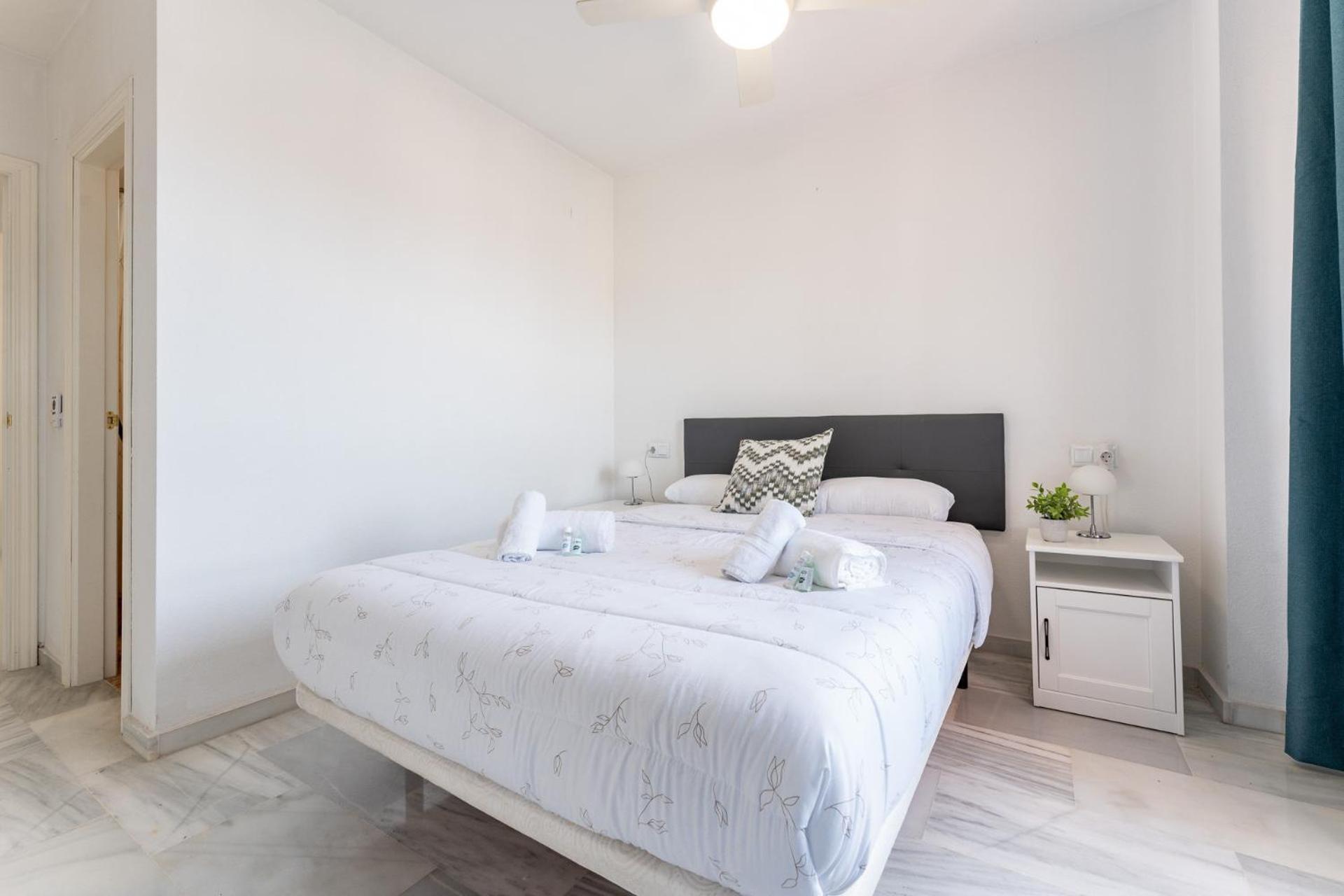 Malagasuite Coastal Paradise Fuengirola Zewnętrze zdjęcie