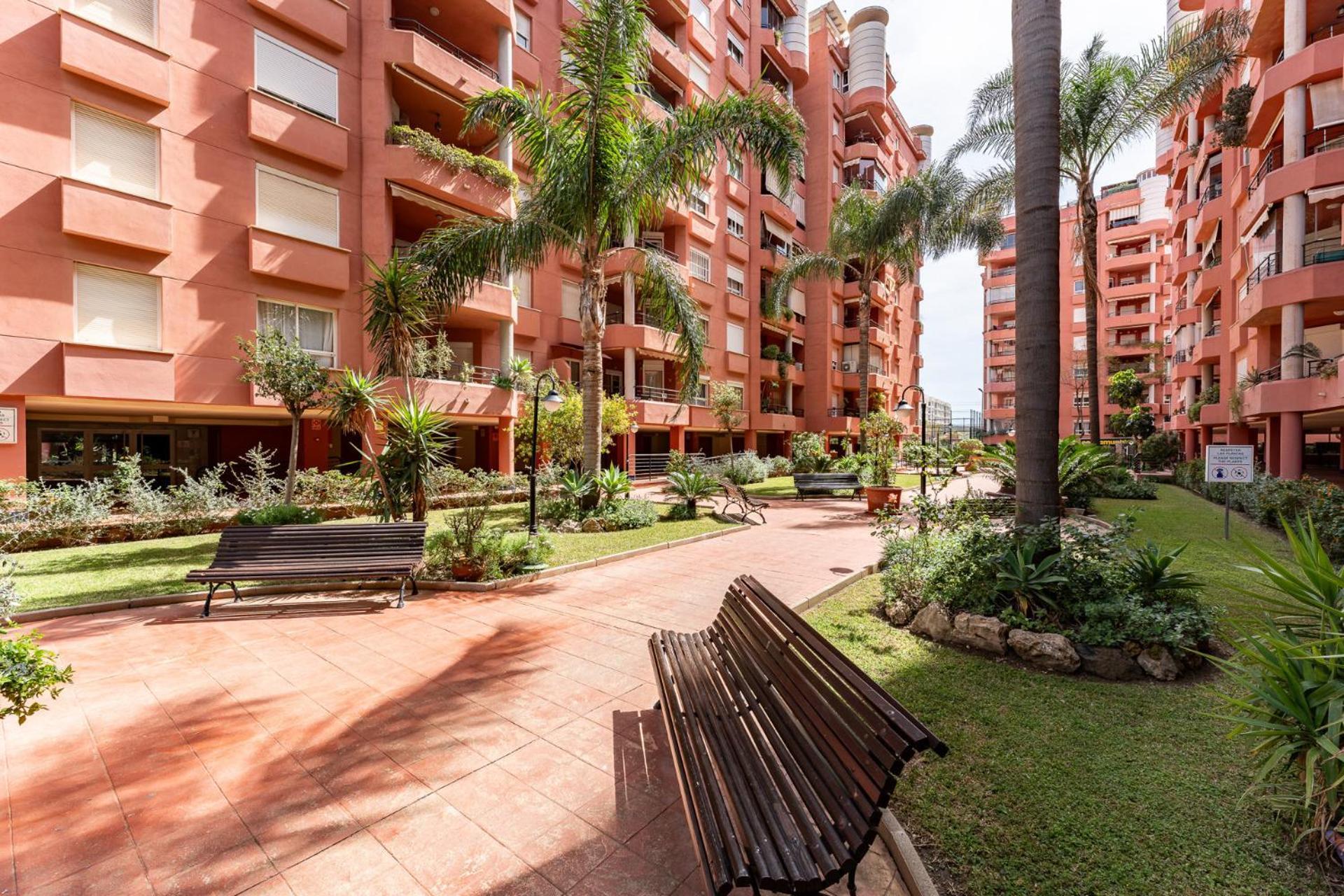 Malagasuite Coastal Paradise Fuengirola Zewnętrze zdjęcie